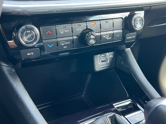 Used 2023 Jeep Compass Limited AWD/4WD image 27