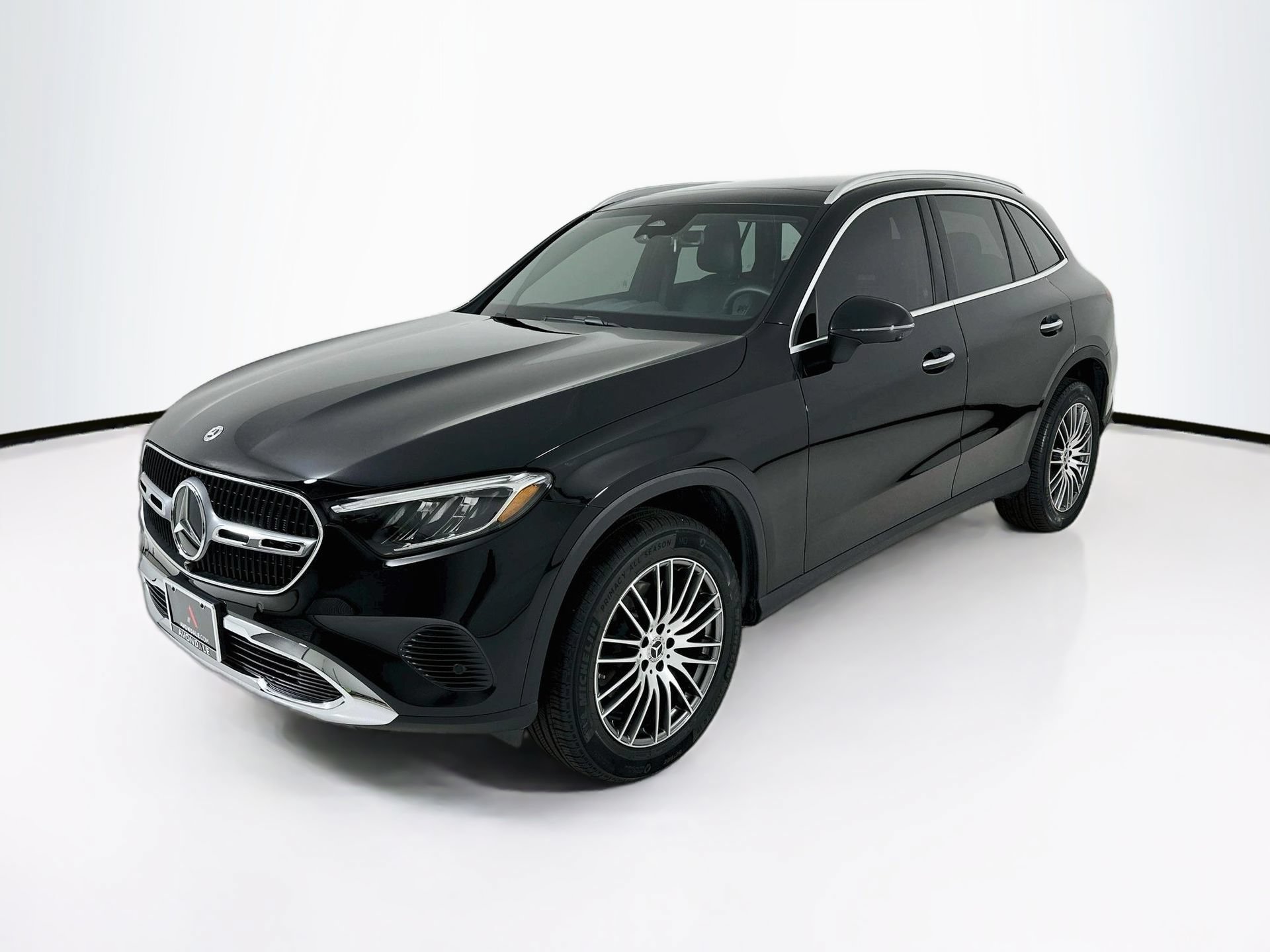 Certified 2026 Mercedes-Benz GLC 300 4MATIC image 3