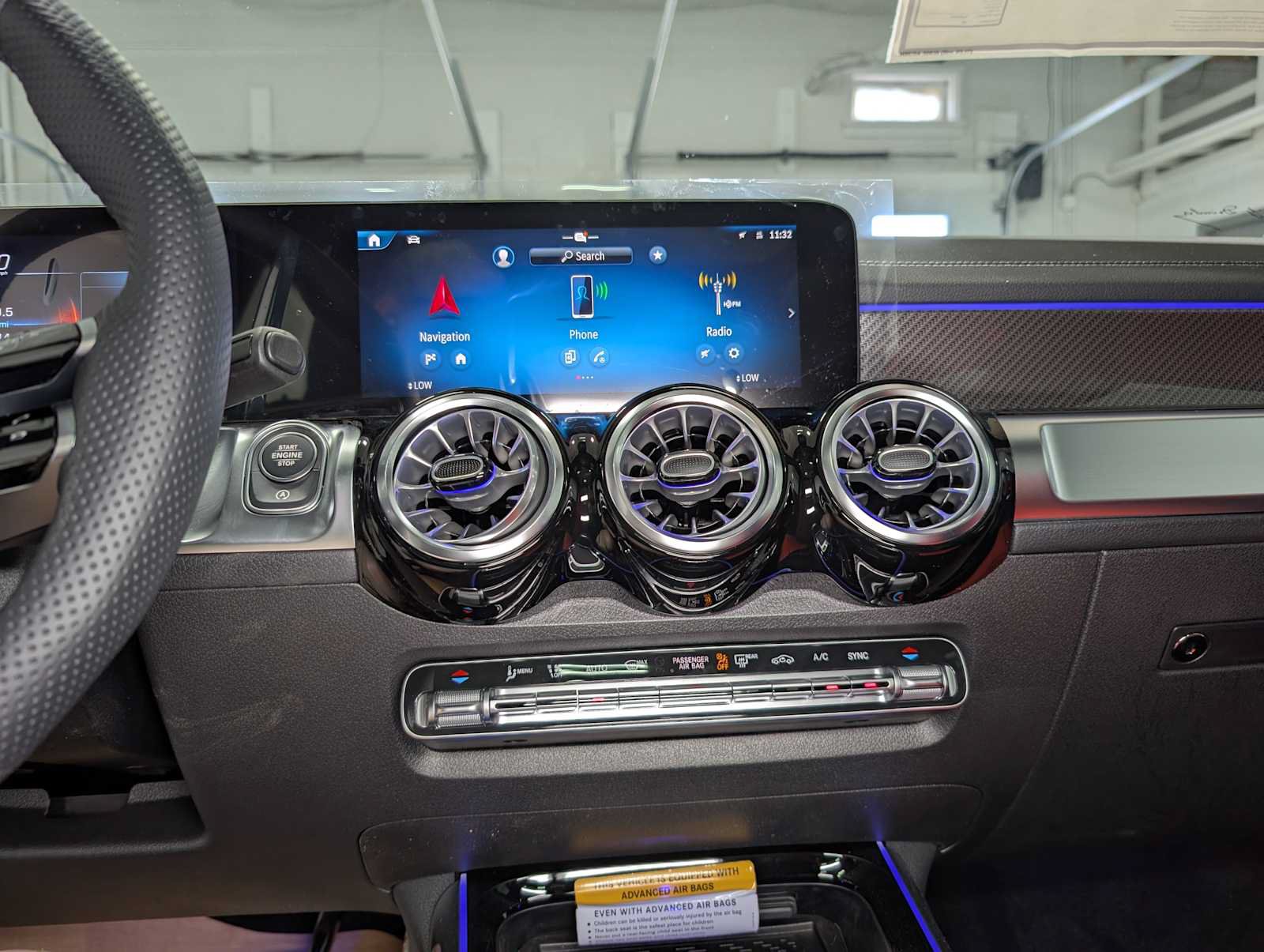 New 2026 Mercedes-Benz GLB 35 AMG 4MATIC image 31