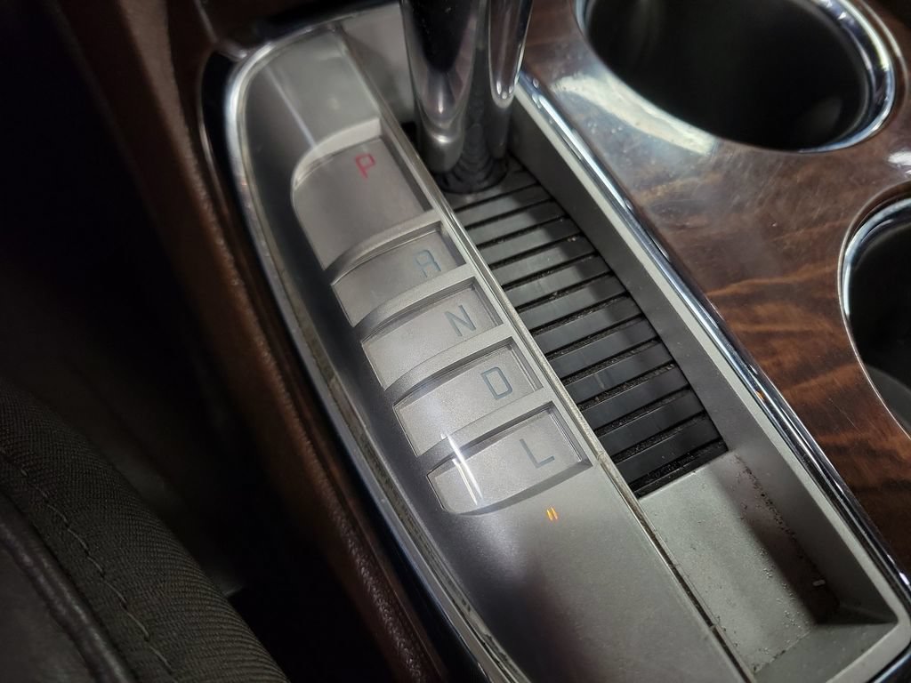 Used 2014 Buick Enclave Leather FWD image 17