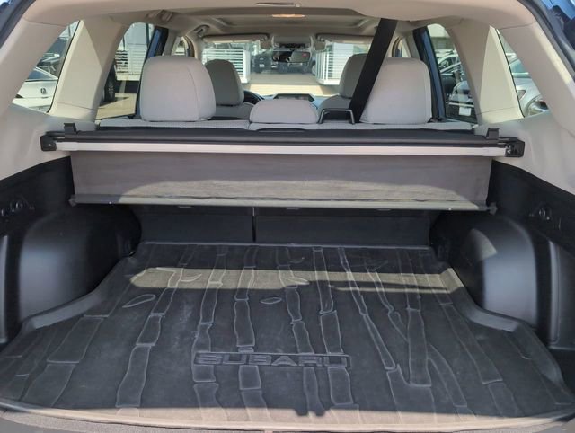 Used 2020 Subaru Forester Premium AWD/4WD image 25