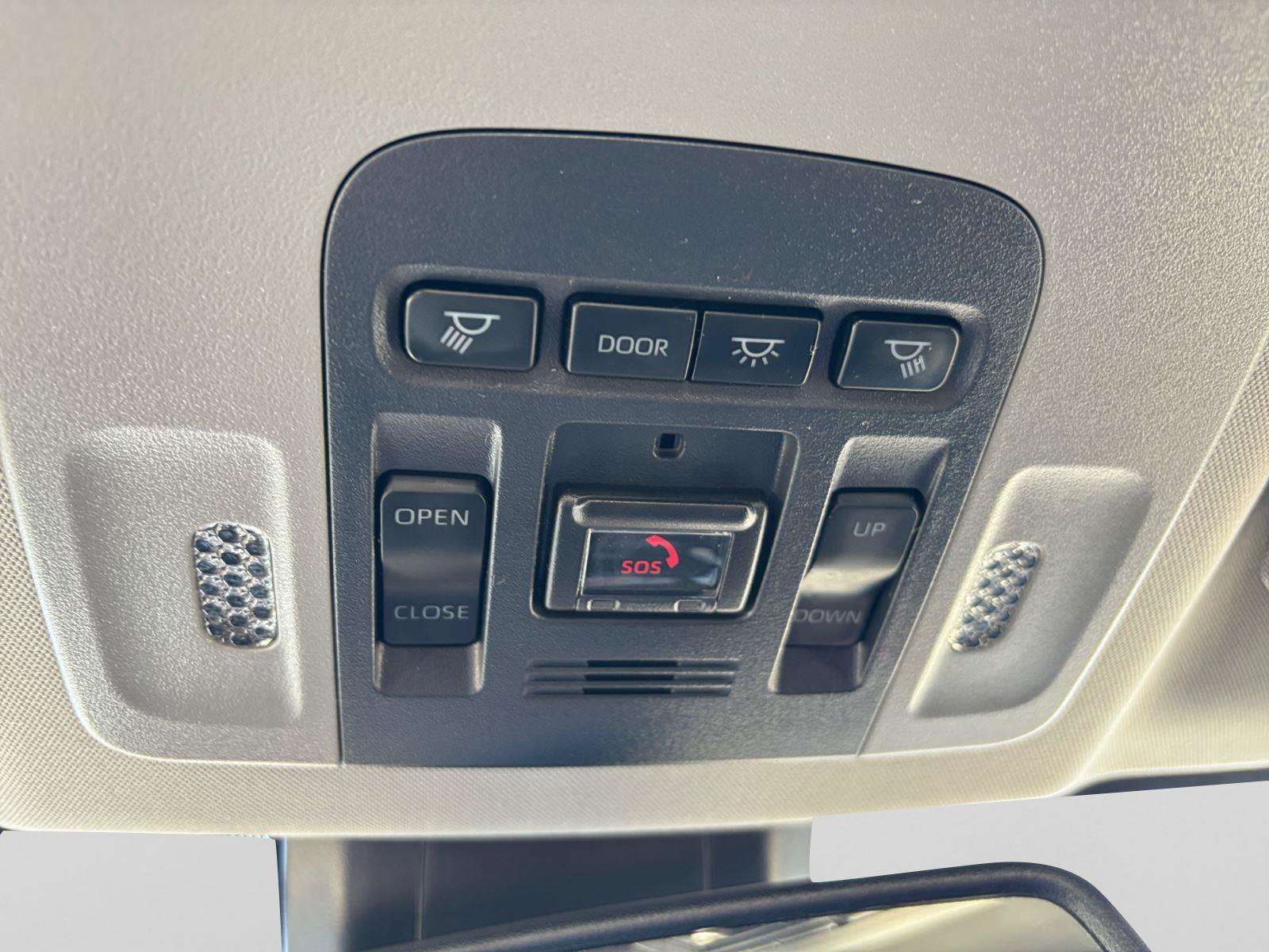 Used 2021 Toyota Camry XSE w/ Navigation Upgrade Package FWD image 36