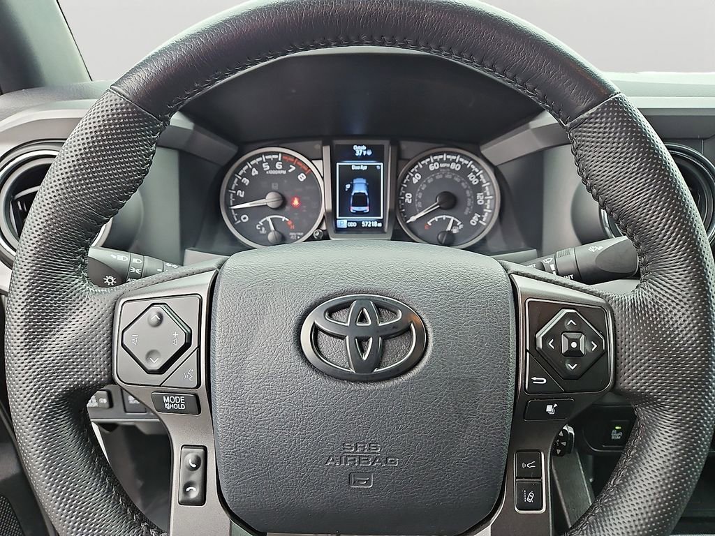 Used 2023 Toyota Tacoma TRD Sport w/ Technology Package image 18