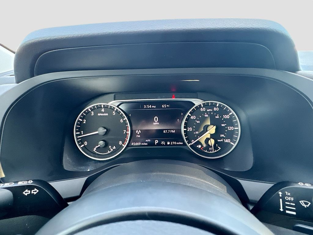 Used 2023 Nissan Pathfinder S image 11