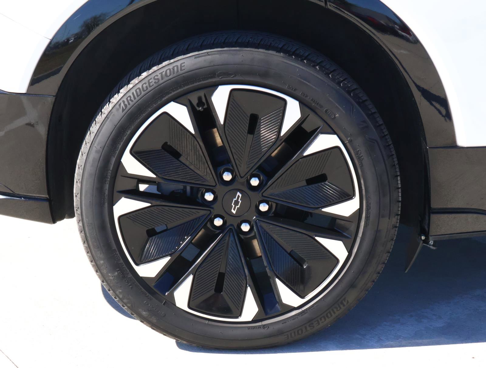 Used 2024 Chevrolet Blazer EV RS image 9