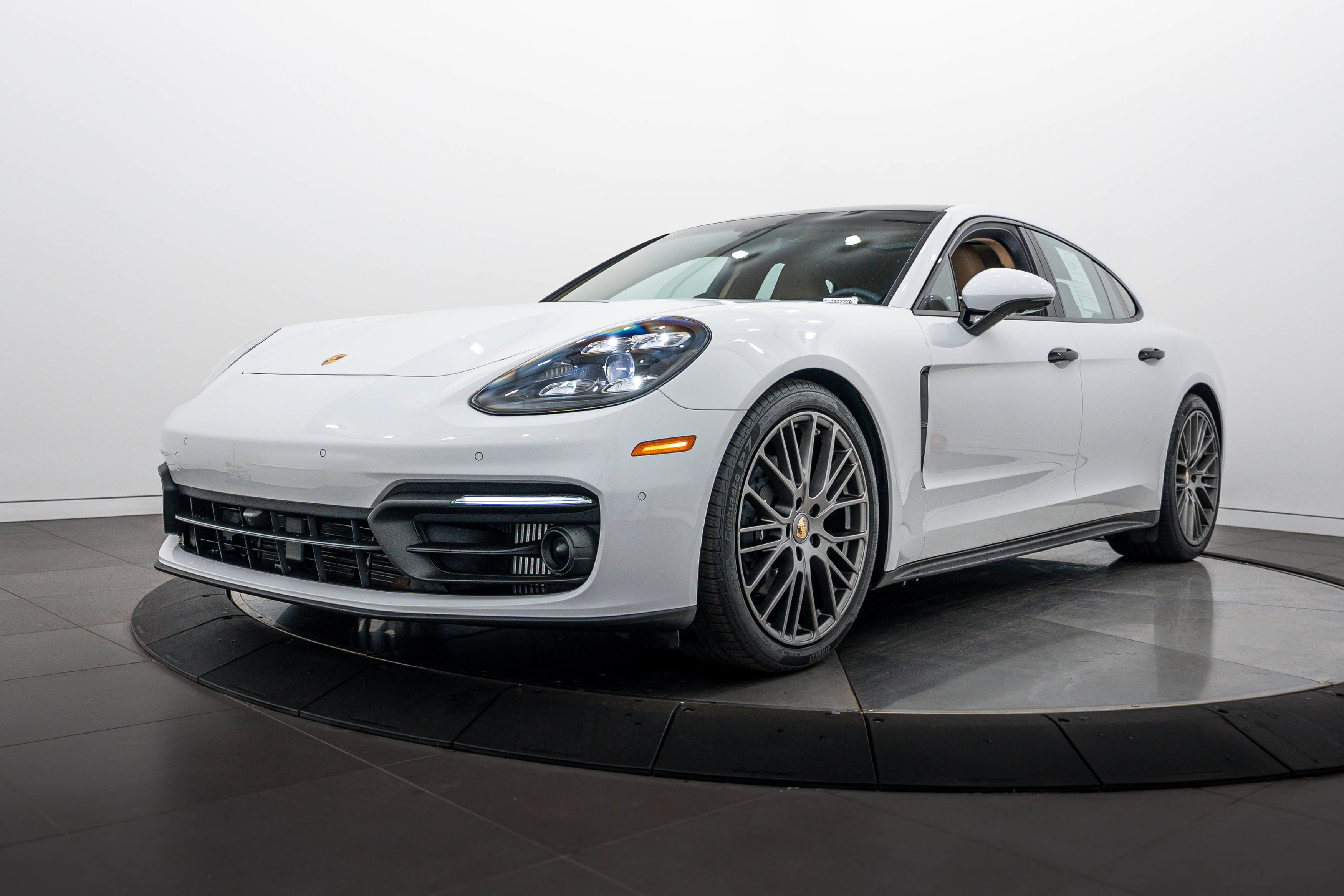 Certified 2022 Porsche Panamera 4 Platinum Edition AWD/4WD image 1