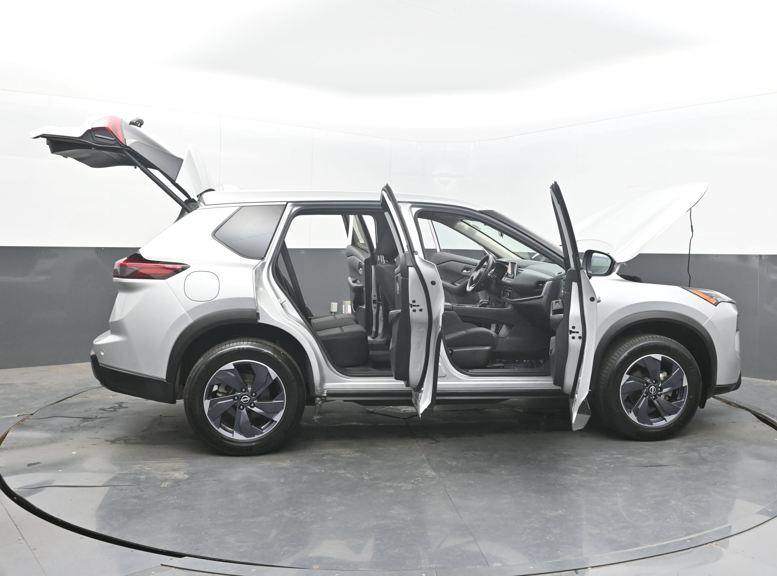 Certified 2024 Nissan Rogue SV AWD/4WD image 45
