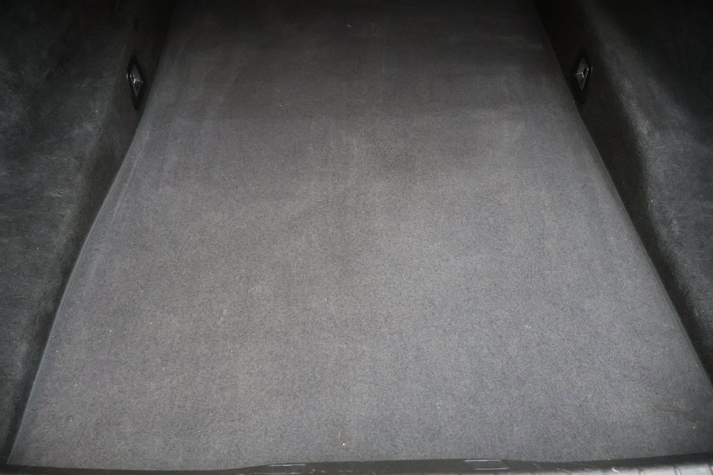 Used 2017 BMW 750i image 14