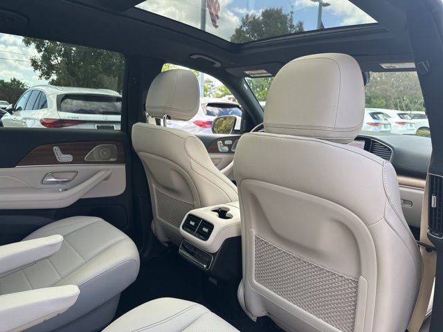 Certified 2025 Mercedes-Benz GLS 450 4MATIC image 34
