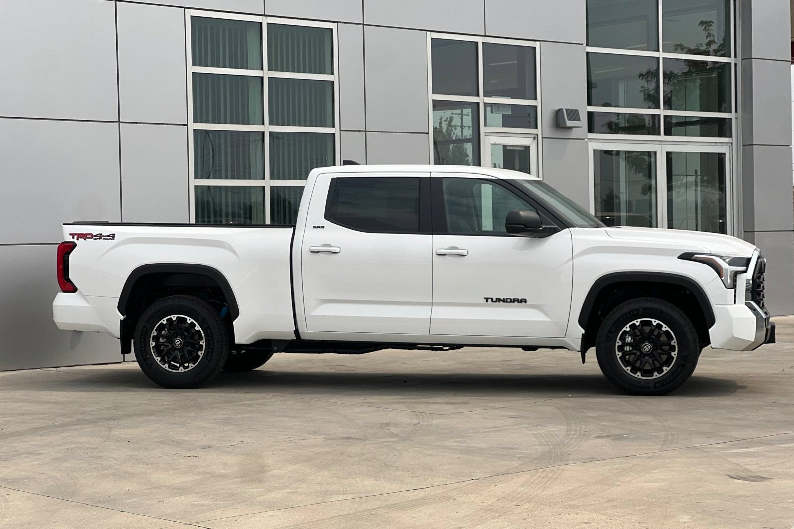 New 2026 Toyota Tundra SR5 w/ TRD Off-Road Package AWD/4WD image 3