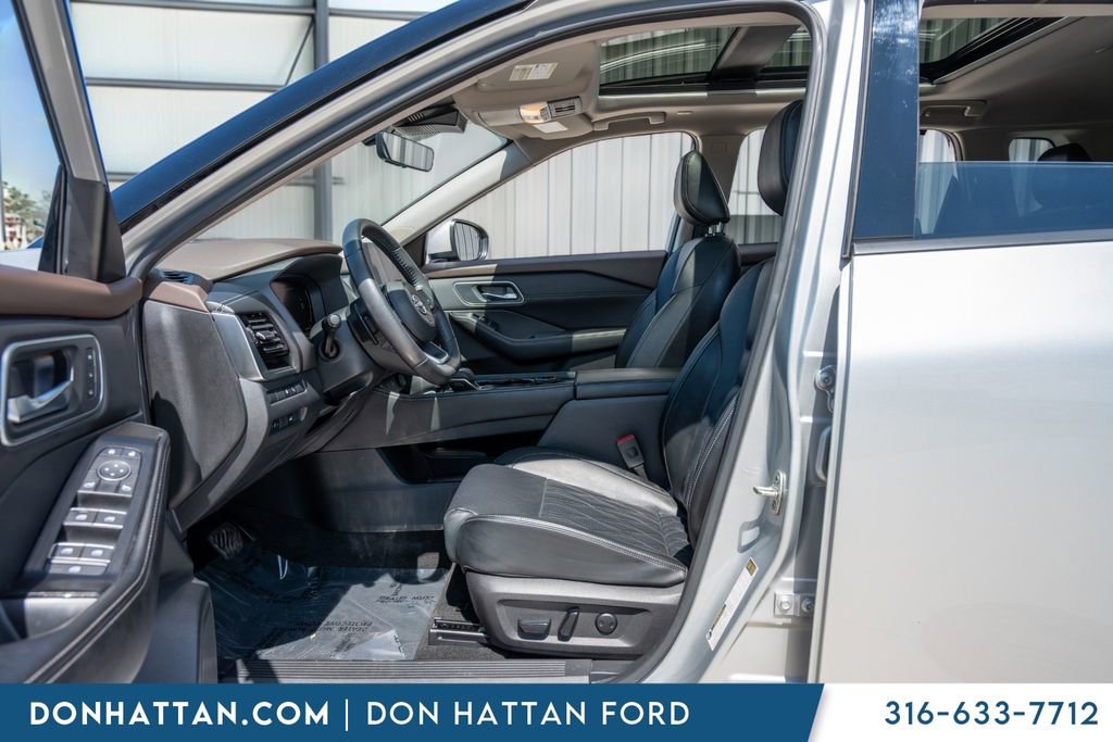 Used 2023 Nissan Rogue Platinum w/ Platinum Premium Package AWD/4WD image 5