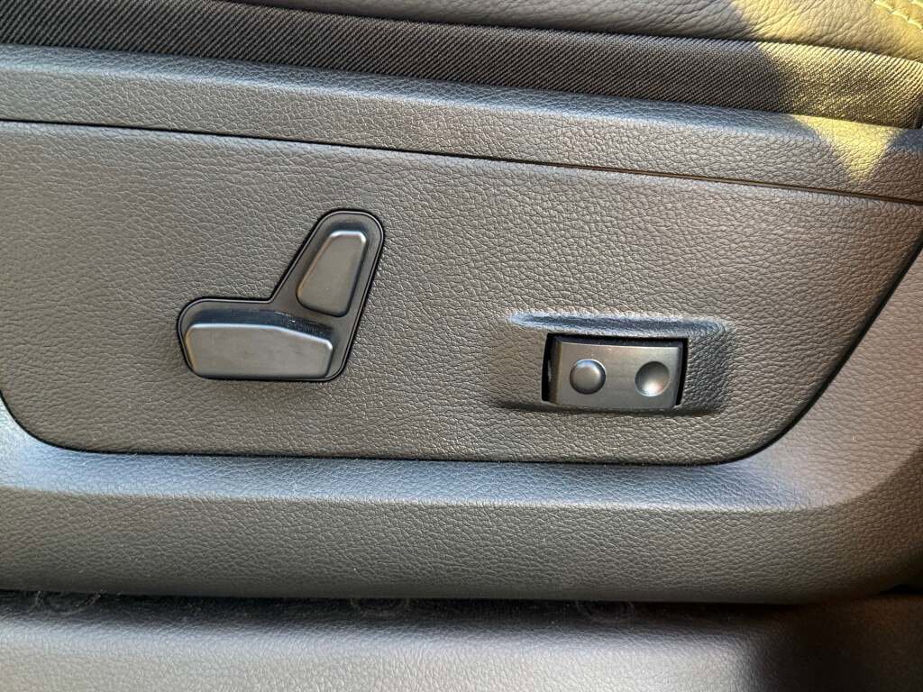 New 2026 RAM 2500 Rebel w/ Rebel Level 2 Equipment Group image 28