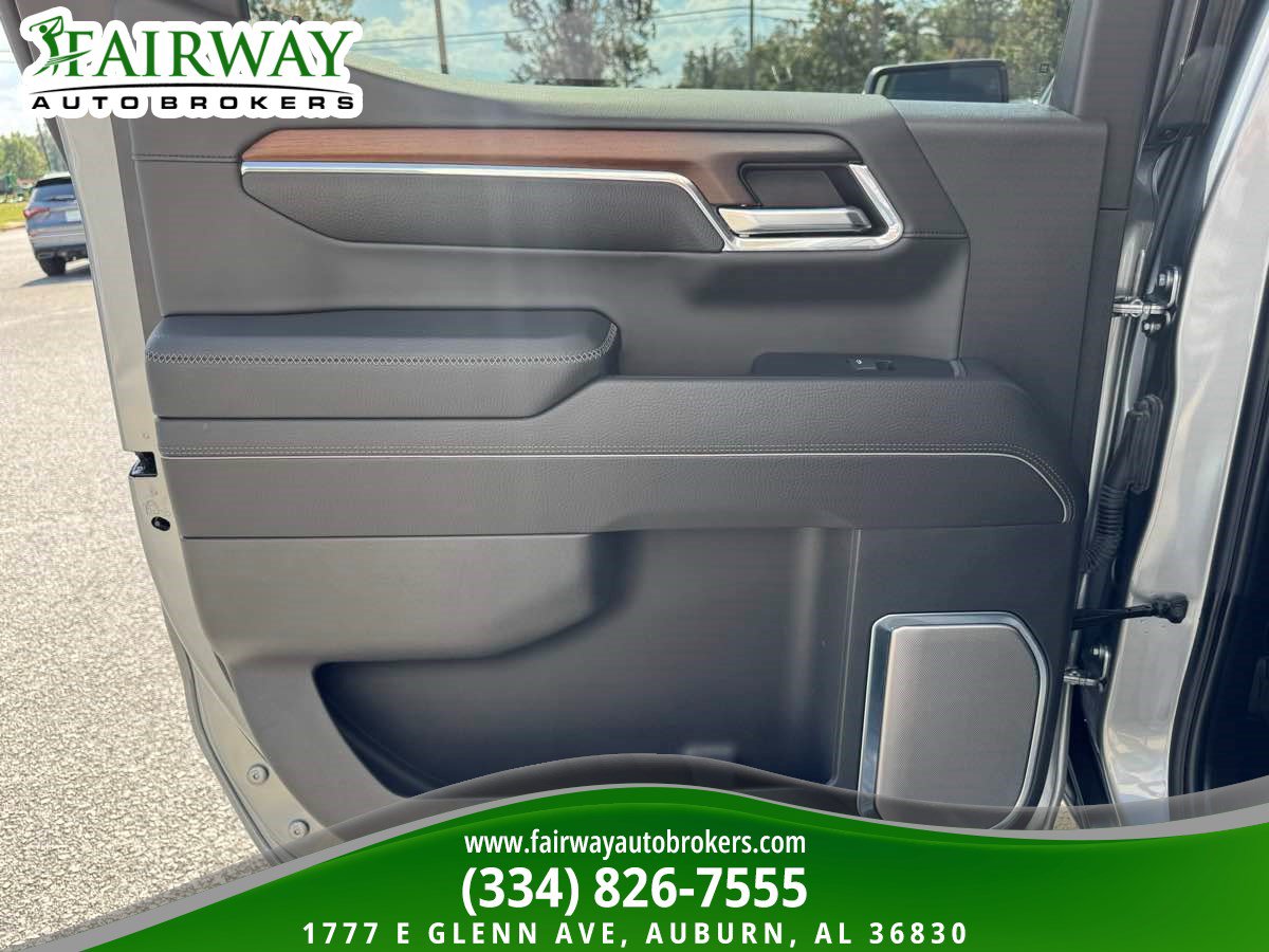 Used 2024 GMC Sierra 1500 Denali AWD/4WD image 29