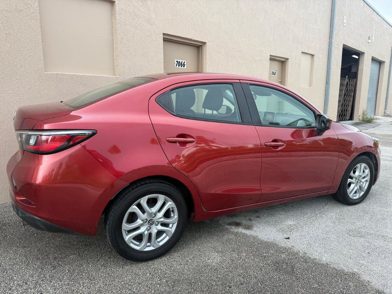 Used 2016 Scion iA FWD image 8