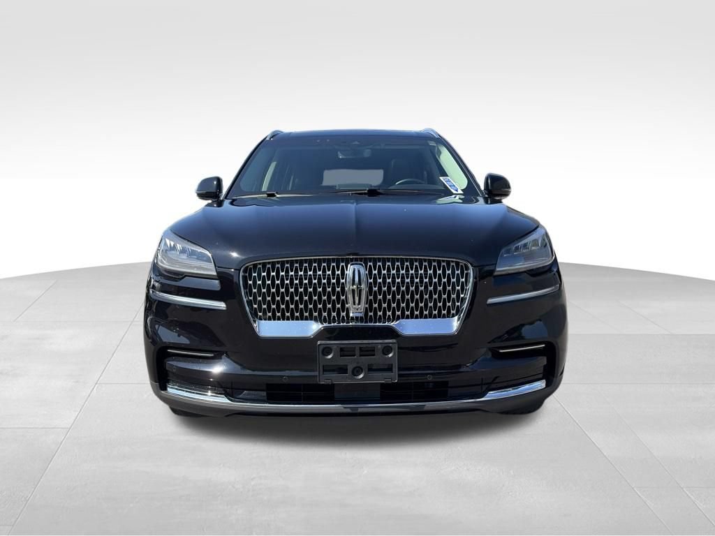 Used 2024 Lincoln Aviator AWD w/ Premium Package image 11