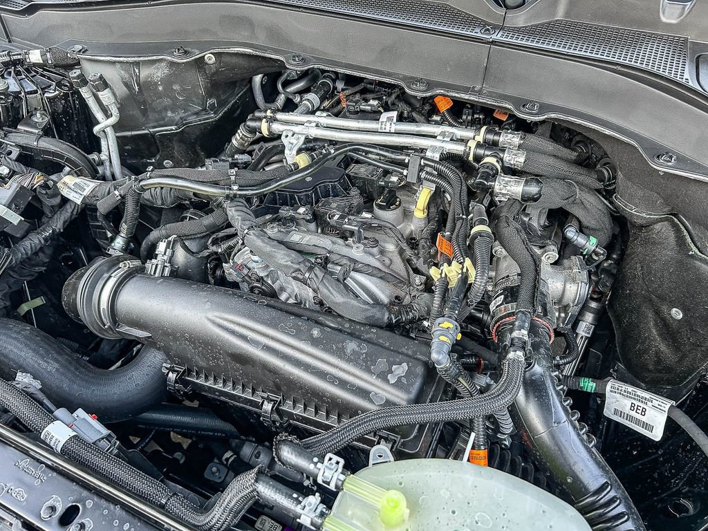 Used 2026 Ford Explorer Active RWD image 33