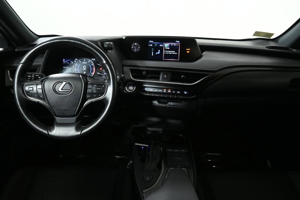 Used 2022 Lexus UX 200 w/ Accessory Package (Z2) image 16