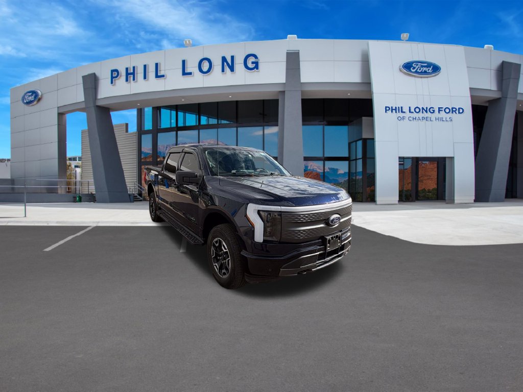 Certified 2023 Ford F150 Lightning XLT AWD/4WD image 9