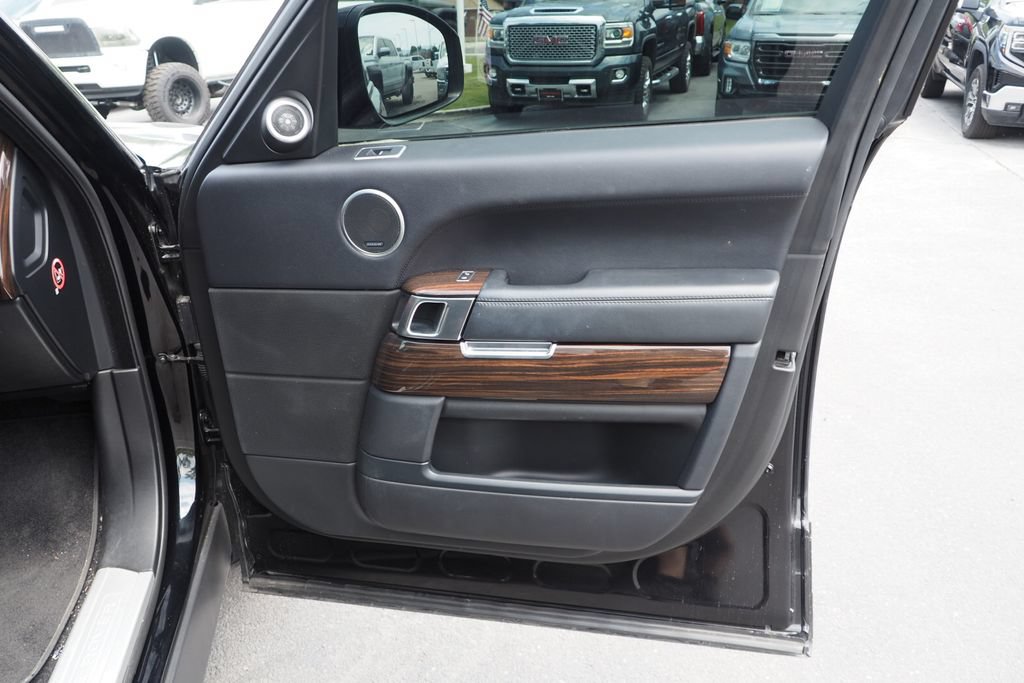 Used 2017 Land Rover Range Rover AWD/4WD image 23