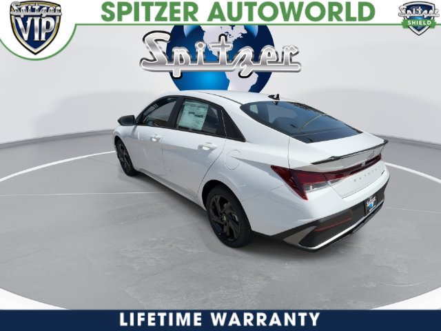 New 2026 Hyundai Elantra Sport FWD image 11