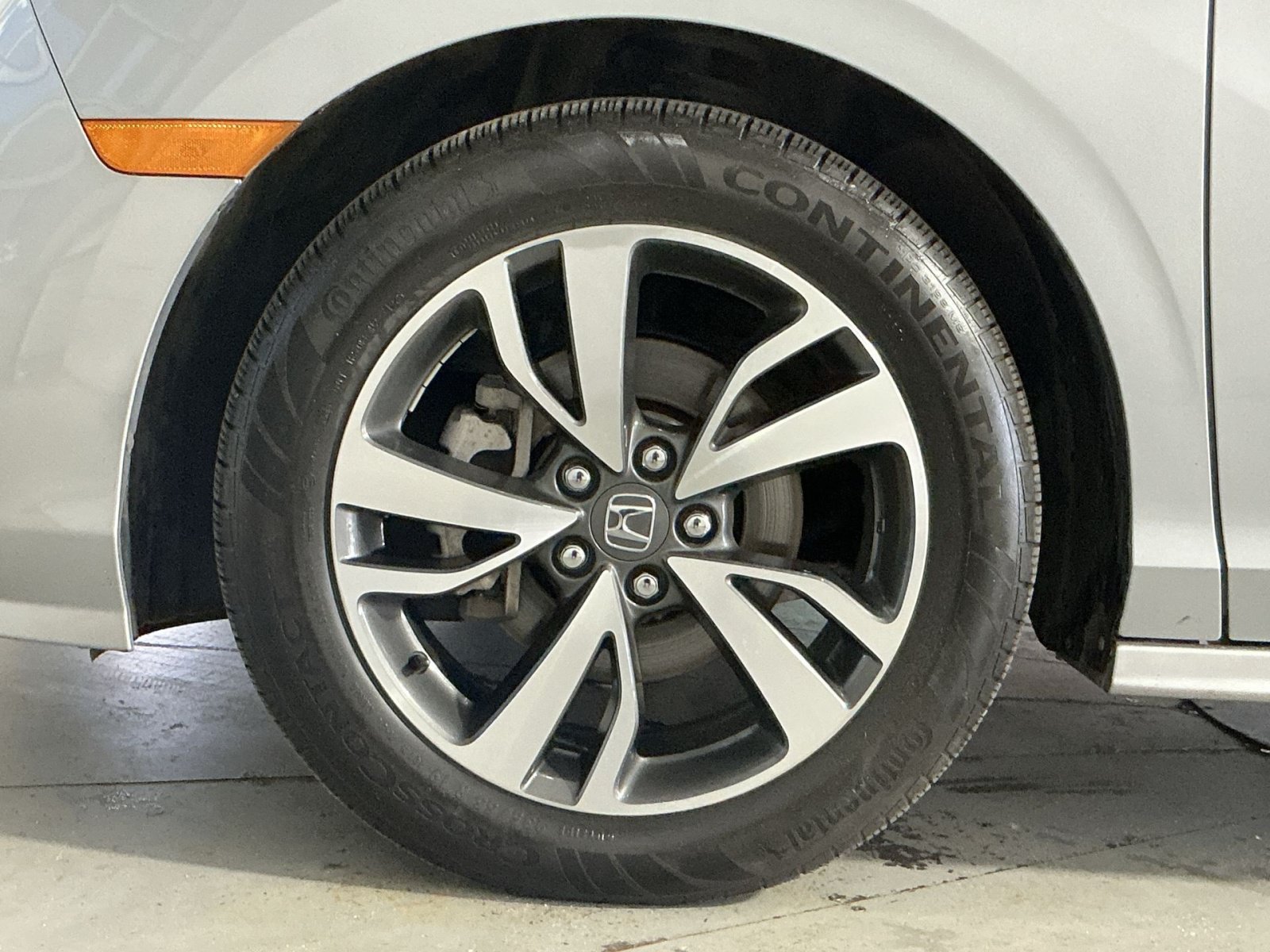 Used 2024 Honda Odyssey Touring image 13