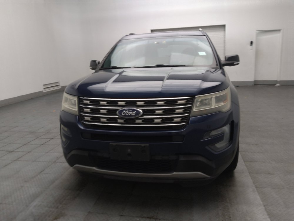 Used 2017 Ford Explorer XLT w/ Equipment Group 201A FWD image 15