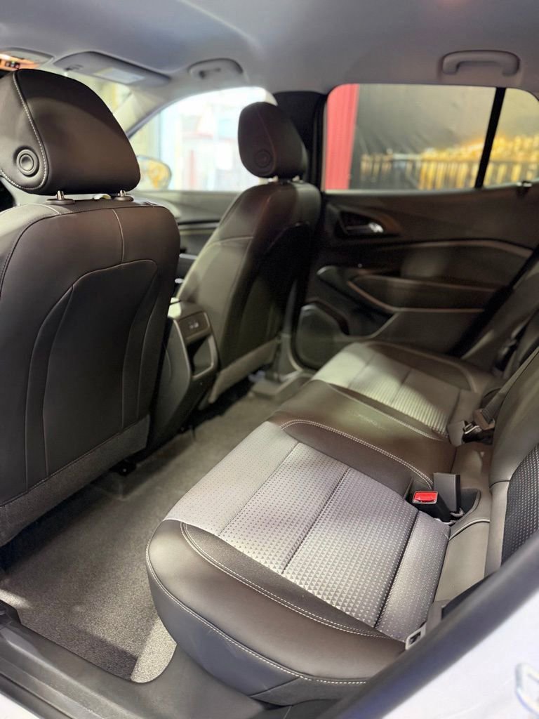 New 2026 Chevrolet Trax LT image 10