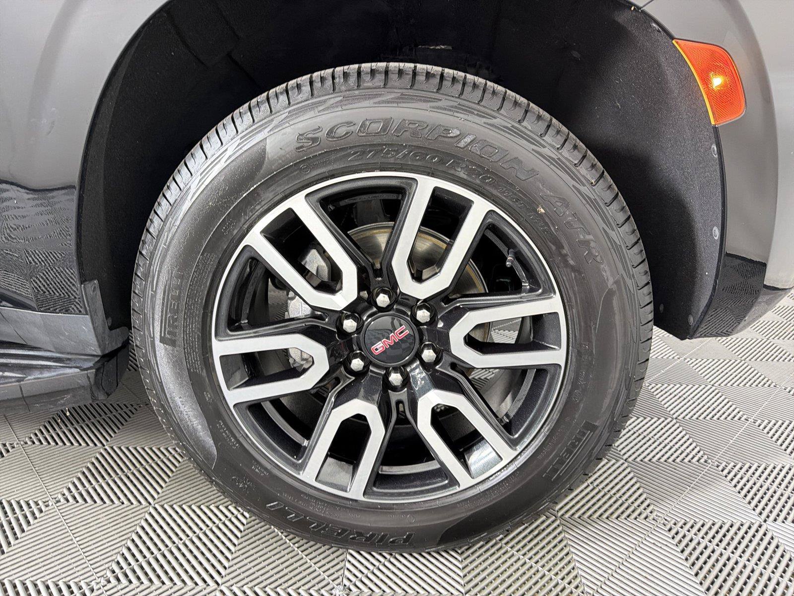 Certified 2023 GMC Yukon AT4 w/ LPO, Floor Liner Package AWD/4WD image 10