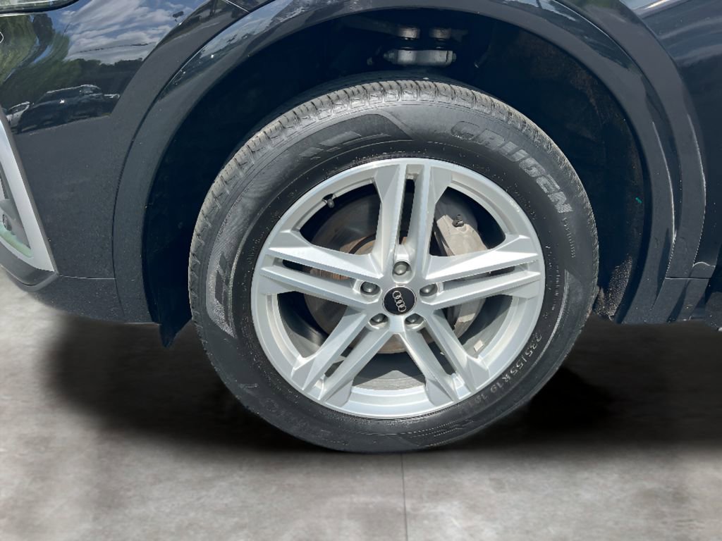 Used 2023 Audi Q5 e Premium Plus w/ Premium Plus Package image 16