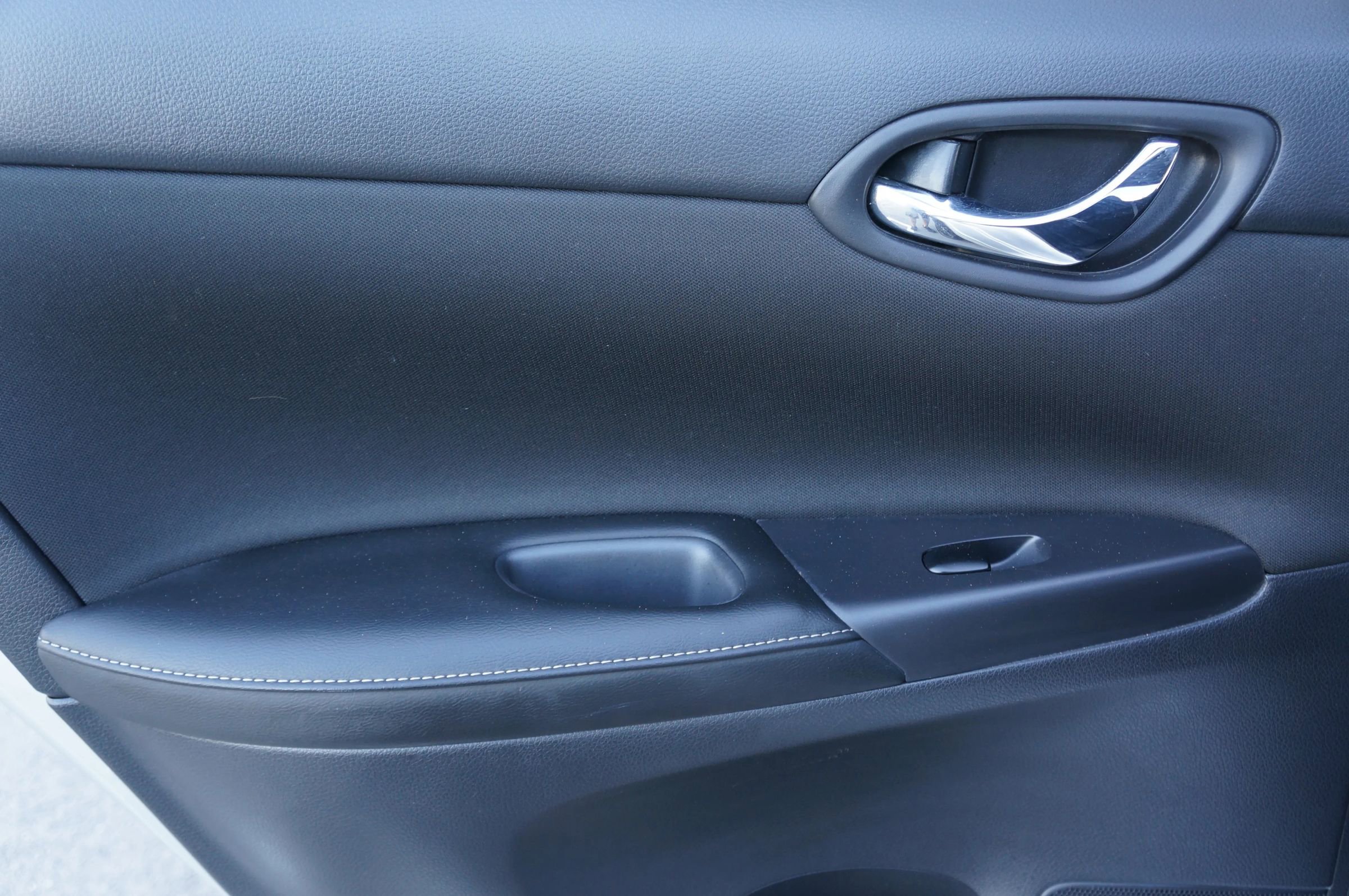 Used 2019 Nissan Sentra S image 28