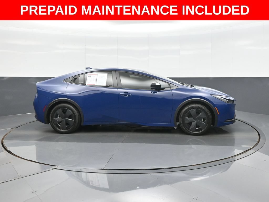 Certified 2025 Toyota Prius LE FWD image 8