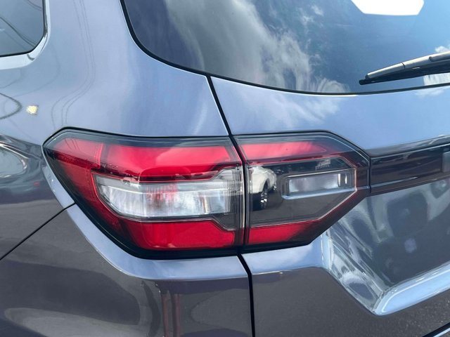 Used 2024 Honda Pilot LX image 10