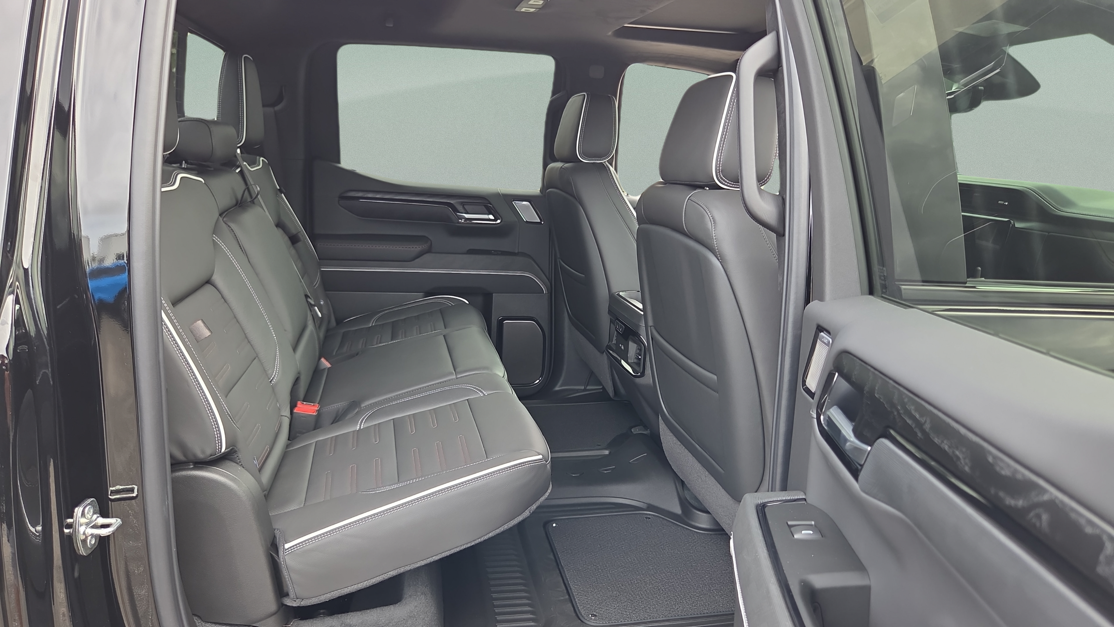 New 2026 GMC Sierra 1500 AT4X AWD/4WD image 14