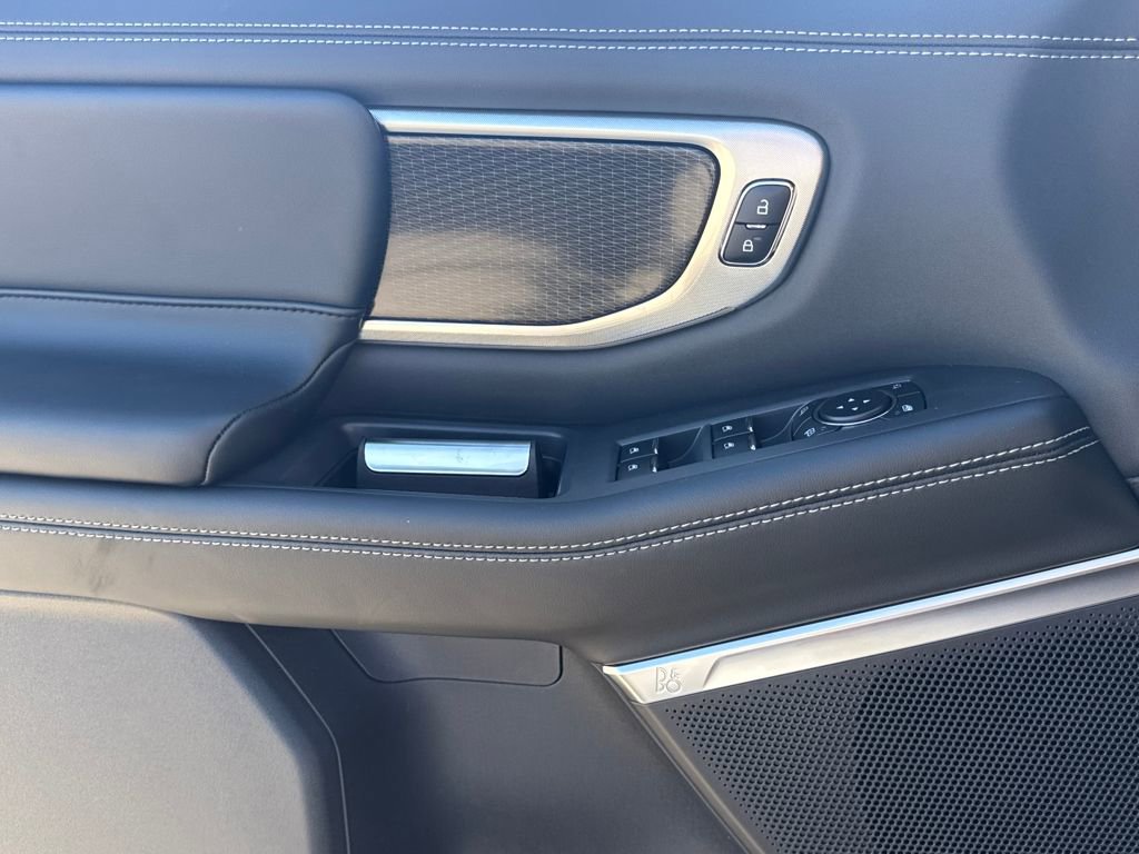 New 2025 Ford Expedition Platinum w/ Stealth Performance Package image 20