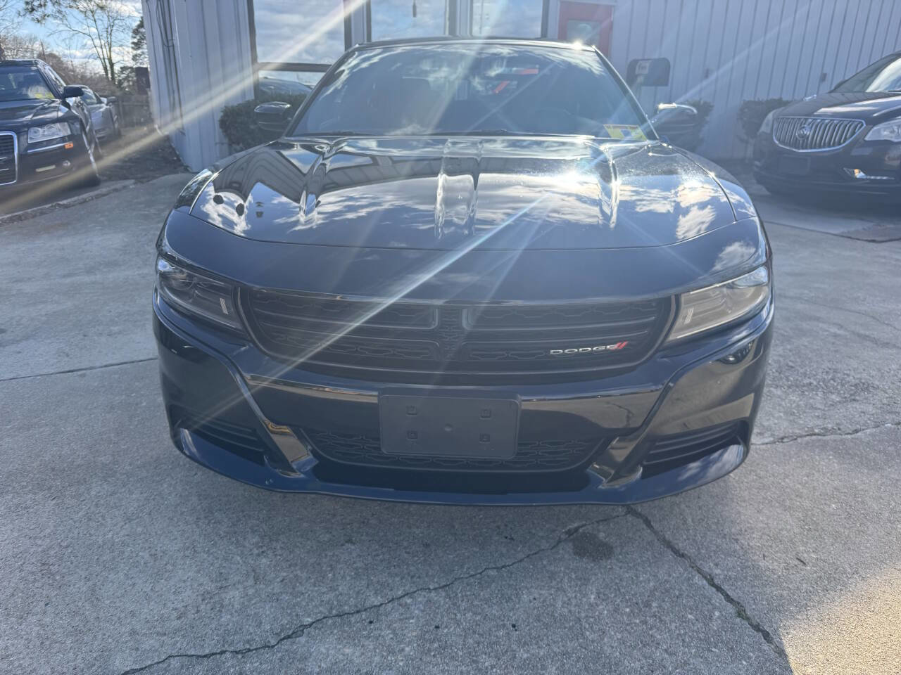 Used 2022 Dodge Charger SXT image 3