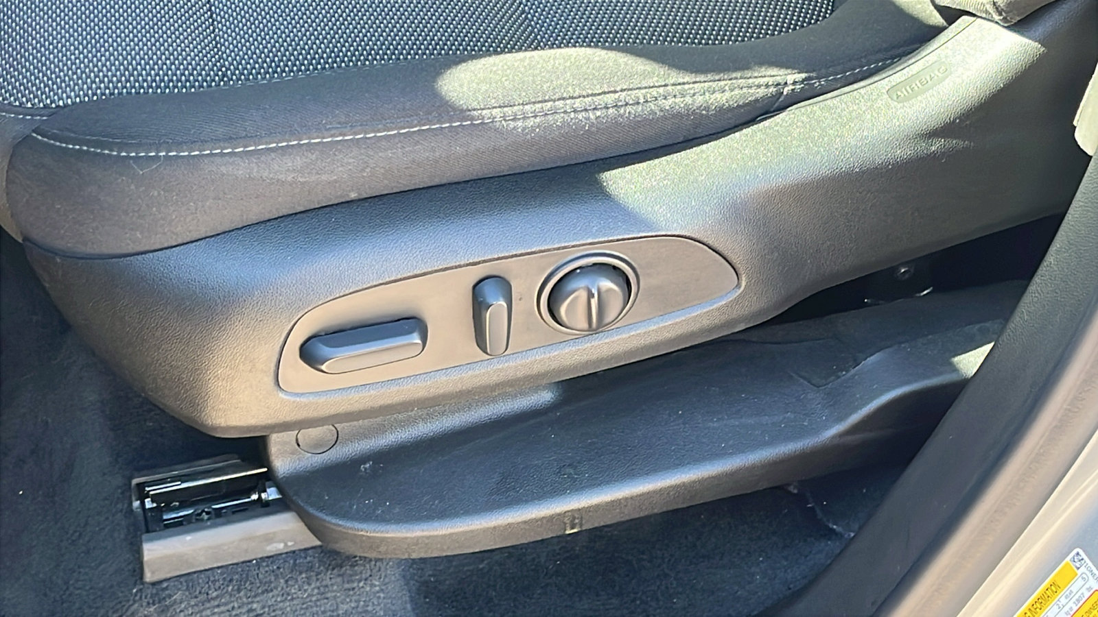 Used 2023 Chevrolet Traverse LT image 11