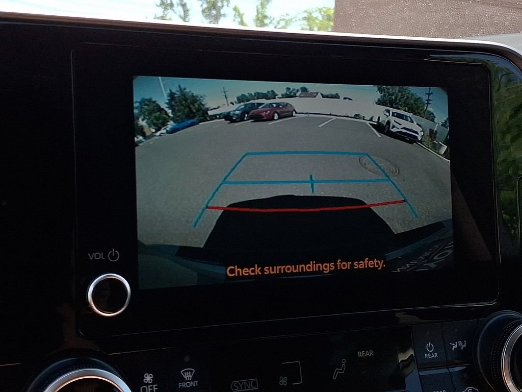 Certified 2025 Toyota Highlander LE FWD image 20