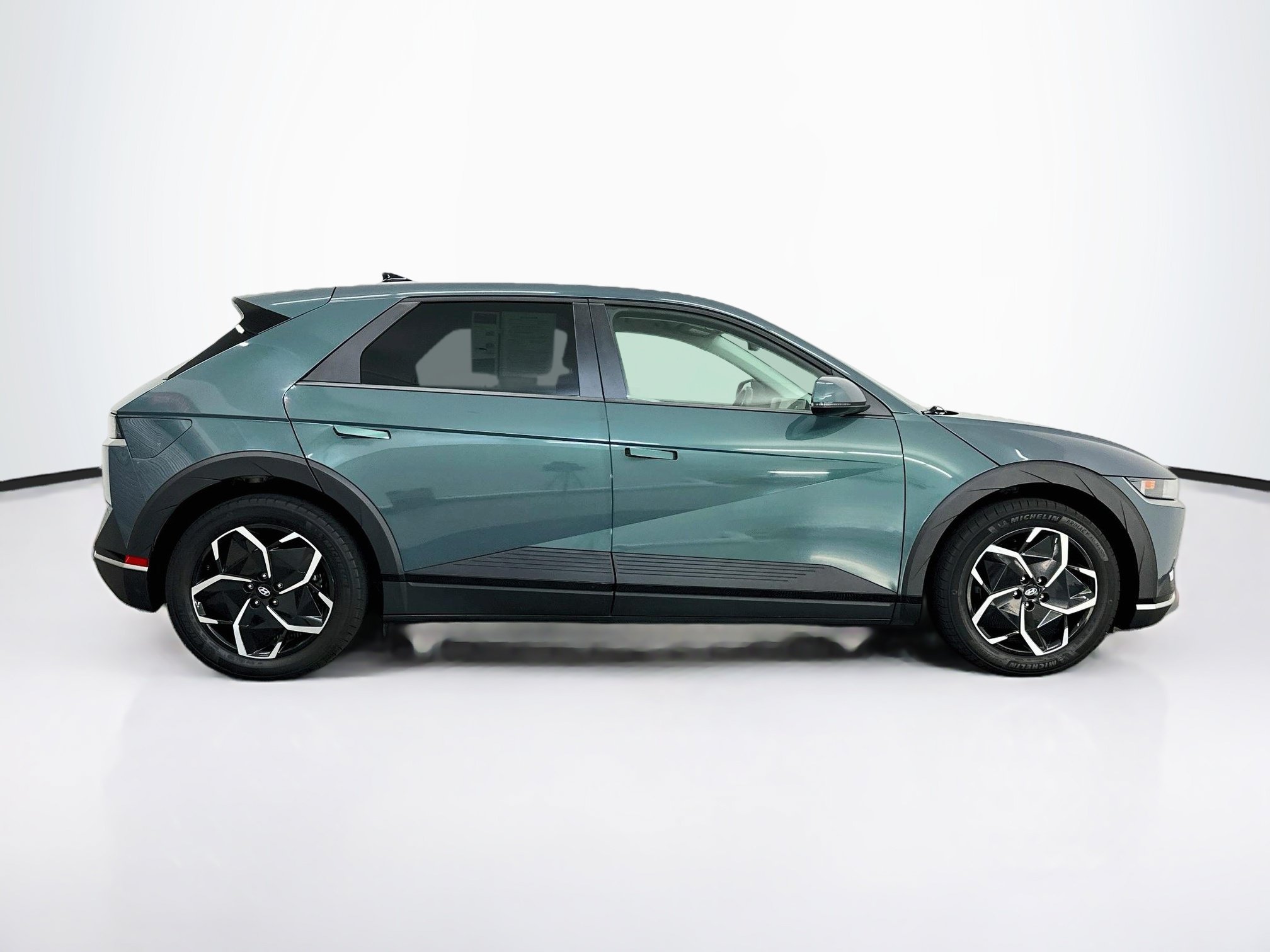 Used 2024 Hyundai Ioniq 5 SEL AWD/4WD image 10
