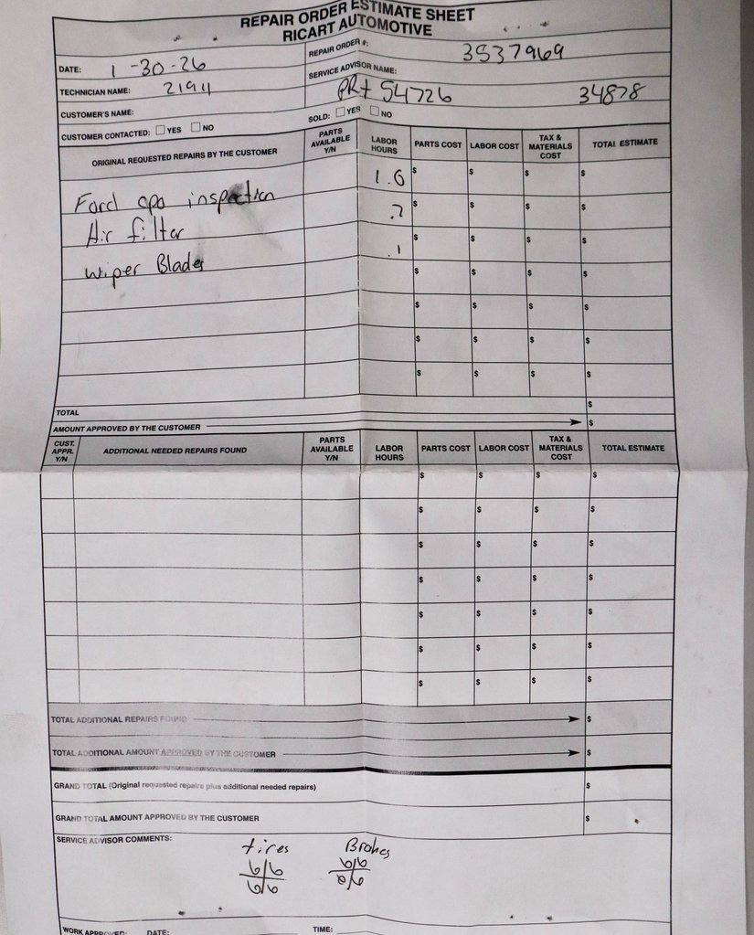 Certified 2022 Ford Edge SE image 5