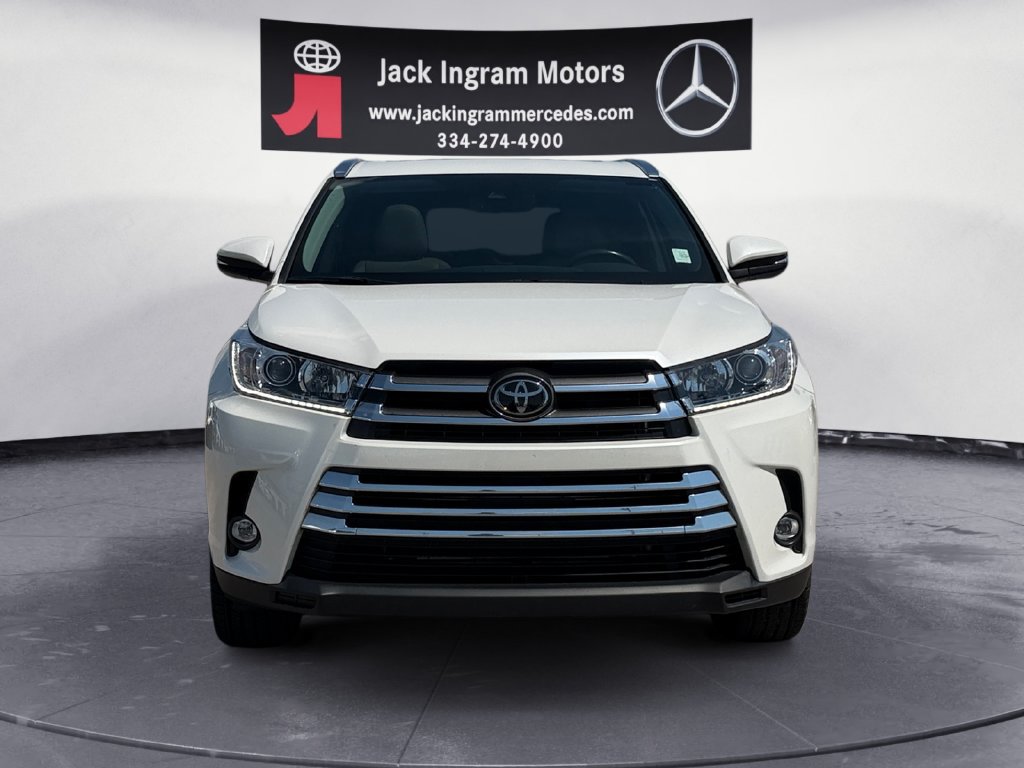 Used 2019 Toyota Highlander Limited FWD image 8