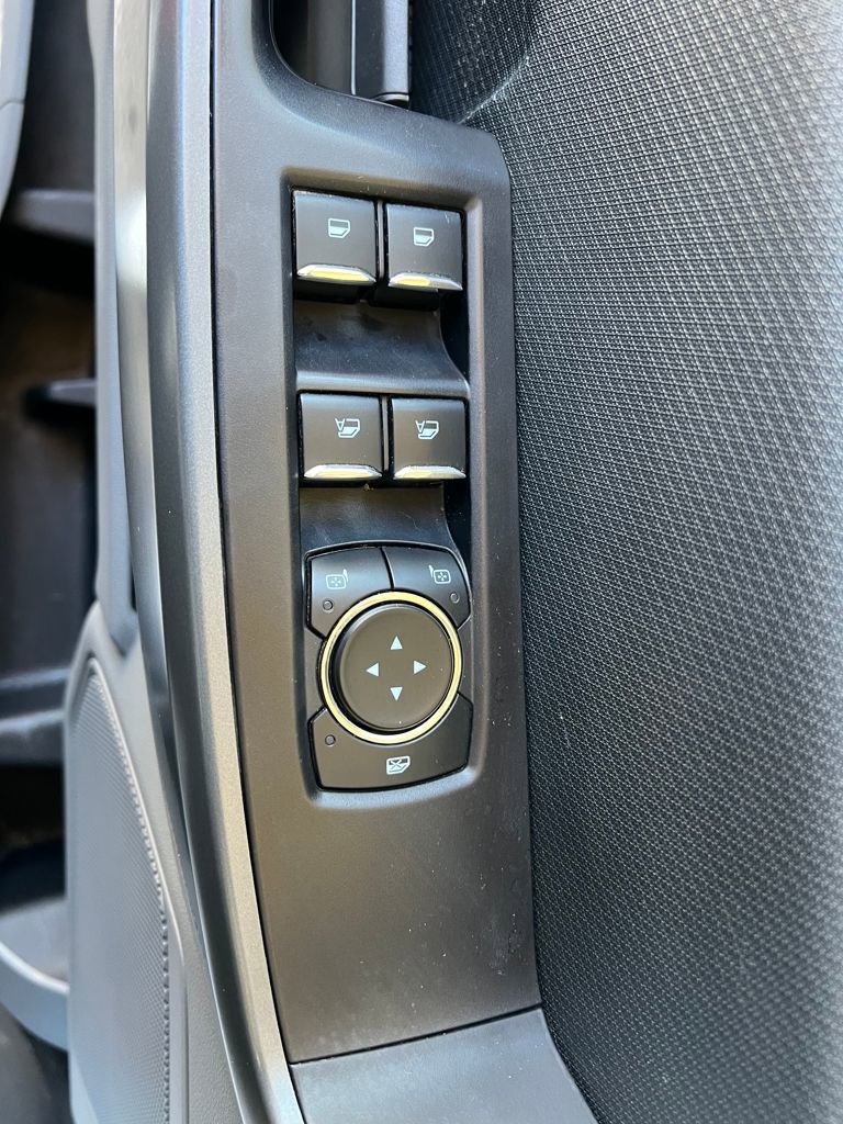 Used 2021 Ford F150 XLT image 12