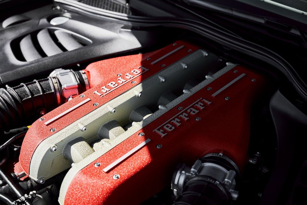 Used 2020 Ferrari GTC4Lusso image 21