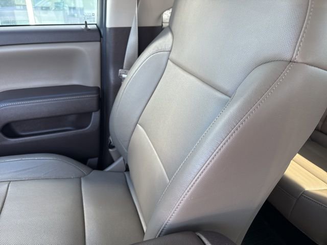 Used 2015 GMC Sierra 1500 SLT w/ SLT Crew Cab Value Package image 41