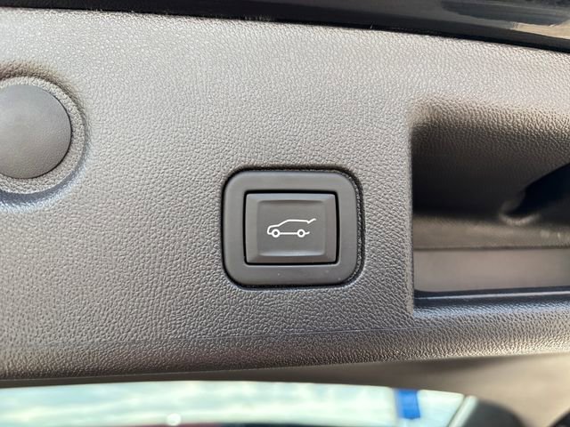Used 2024 Chevrolet Equinox LT AWD/4WD image 23