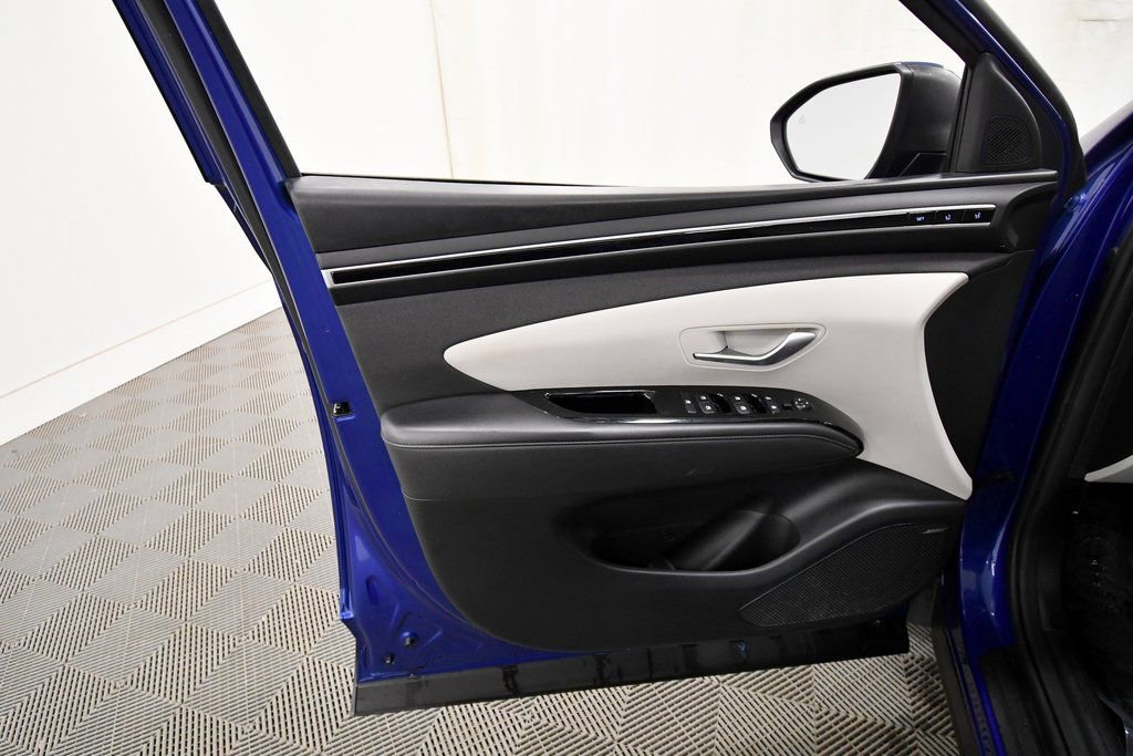 Used 2024 Hyundai Tucson Limited image 13