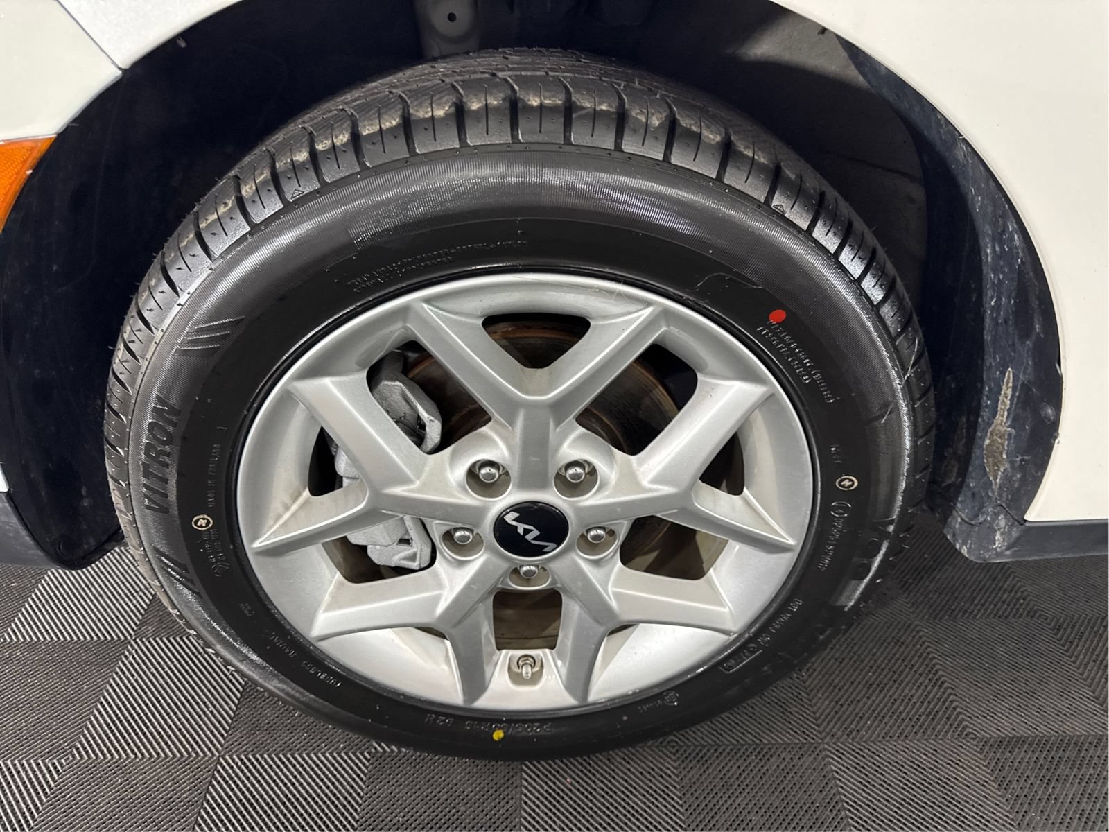 Used 2023 Kia Soul S FWD image 23