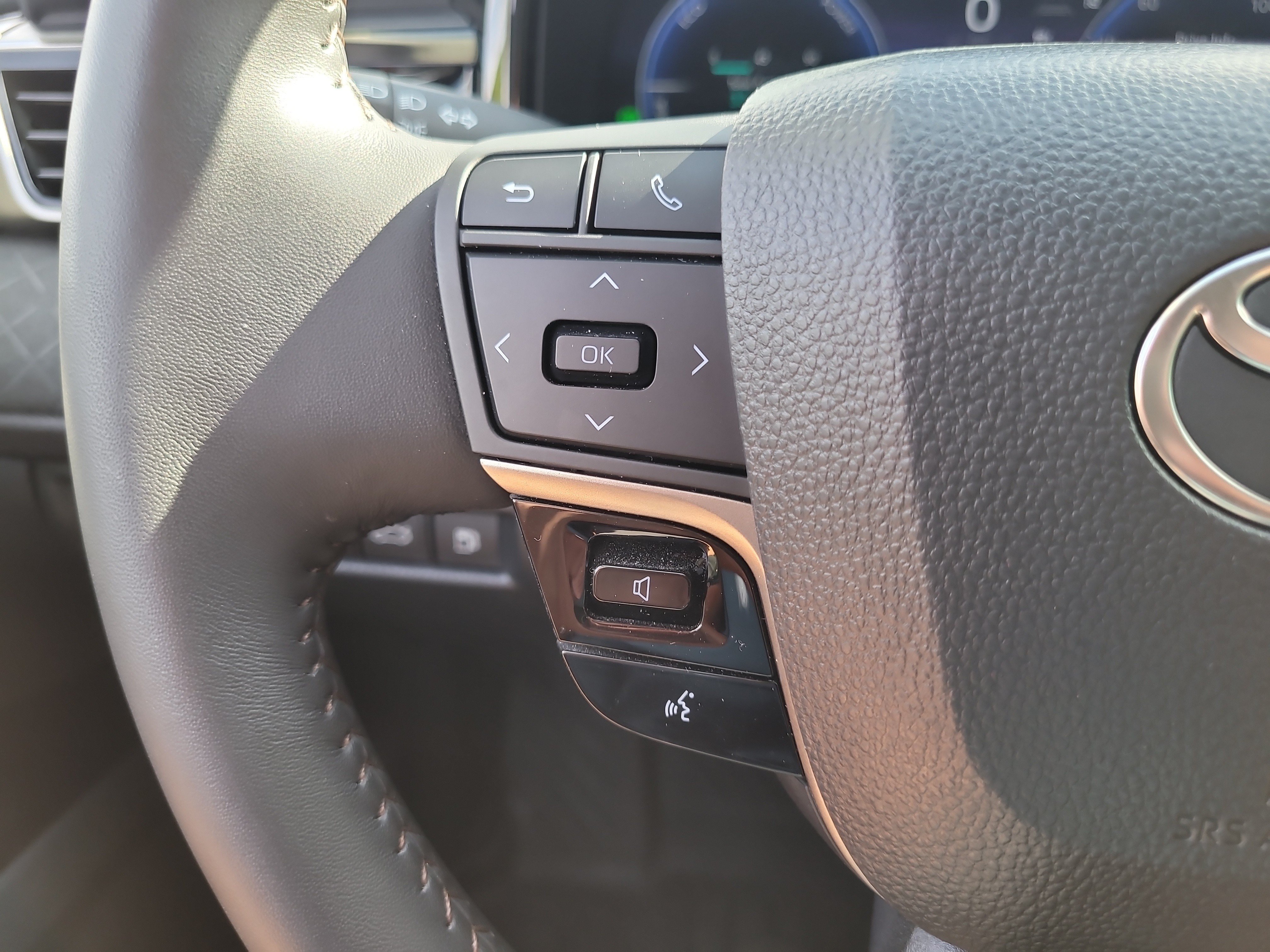 Used 2026 Toyota Camry XLE FWD image 28