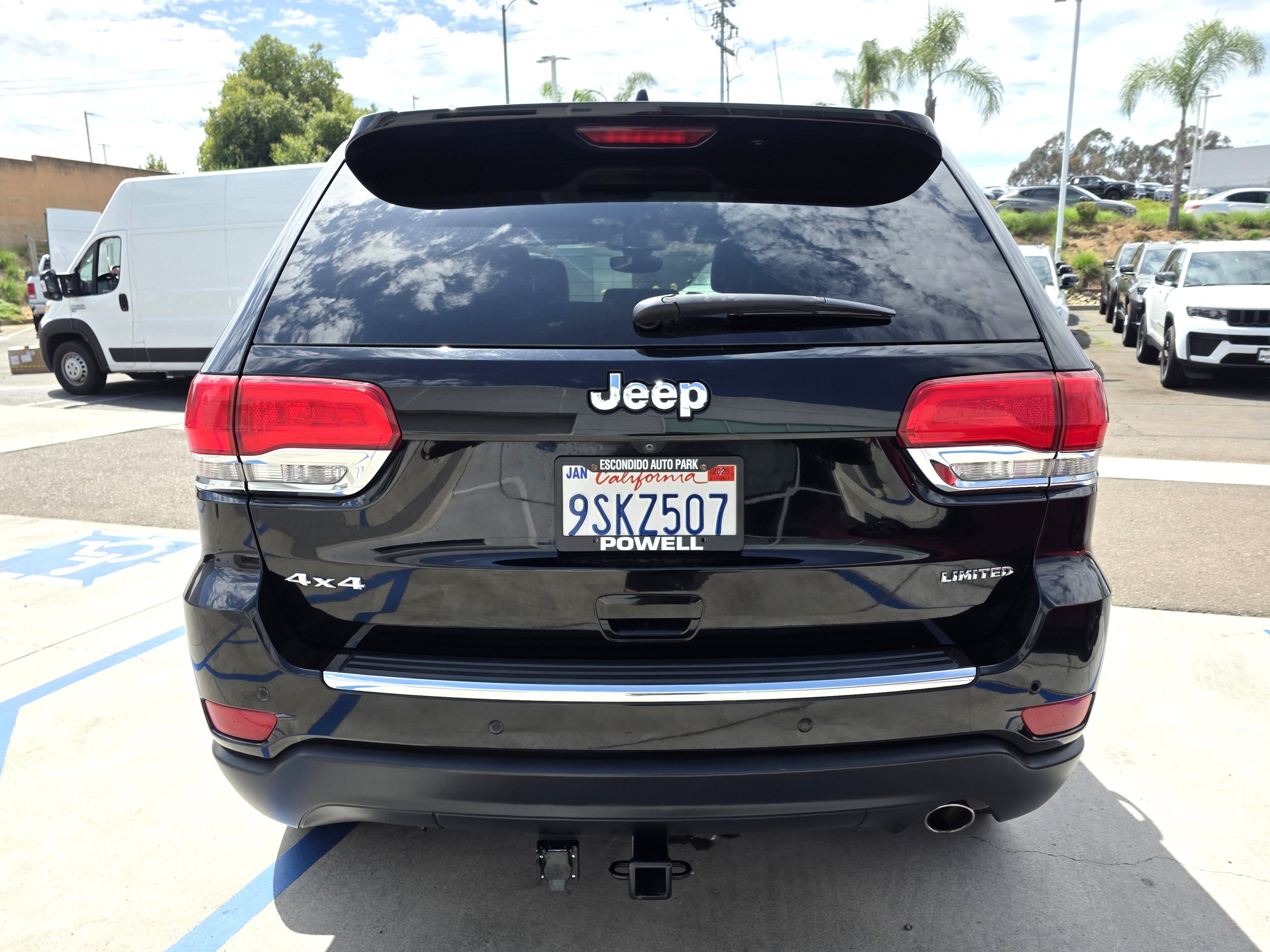 Used 2018 Jeep Grand Cherokee Limited w/ Luxury Group II AWD/4WD image 4