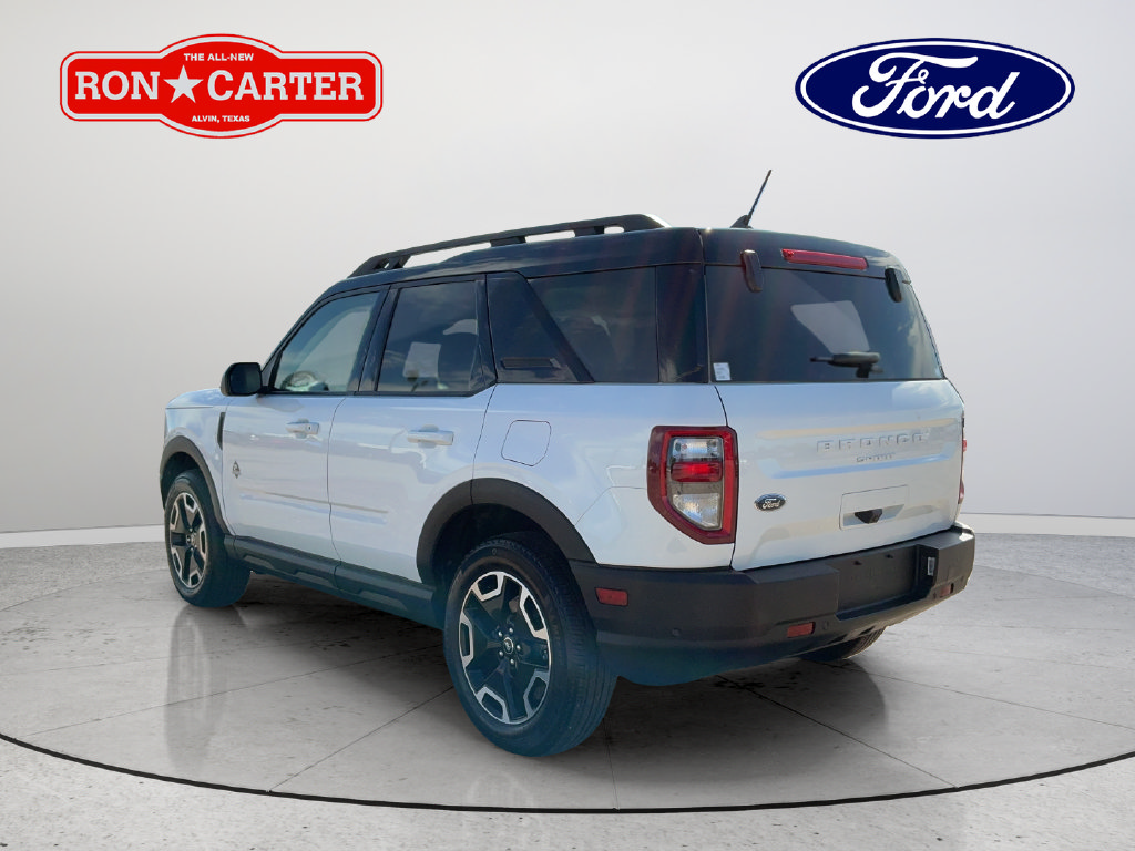 Certified 2024 Ford Bronco Sport Outer Banks w/ Tech Package AWD/4WD image 4