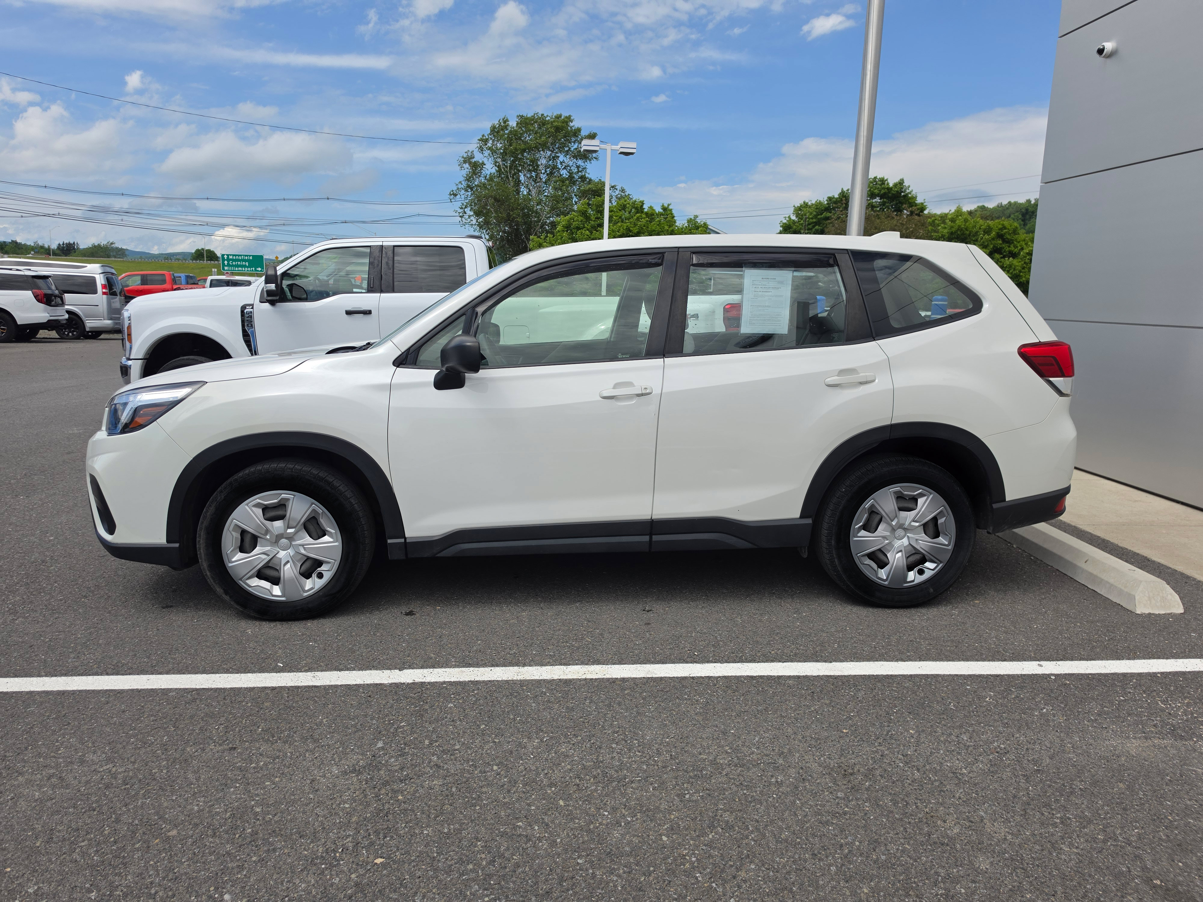 Used 2020 Subaru Forester AWD/4WD image 6
